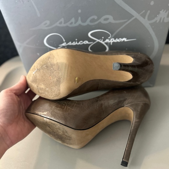 Jessica Simpson Olive Grey Onyx Leather Heels - Picture 4 of 7